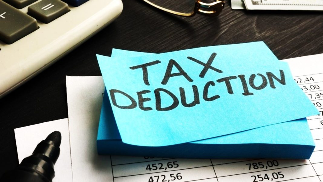 ITR Filing: Want to Increase Tax Savings; Know What Deductions can be claimed in Old and New Tax Regime