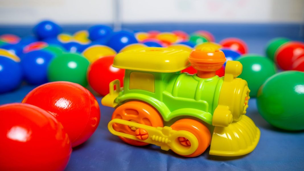 GST Classification and ITC Eligibility on Plastic Toys: Gujarat AAAR Upholds Earlier Ruling, Rejects Appeal