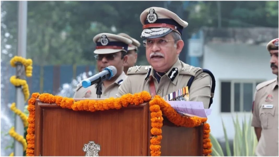 High-Profile Shakeup: Chartered Accountant Sworn as Delhi Police Commissioner